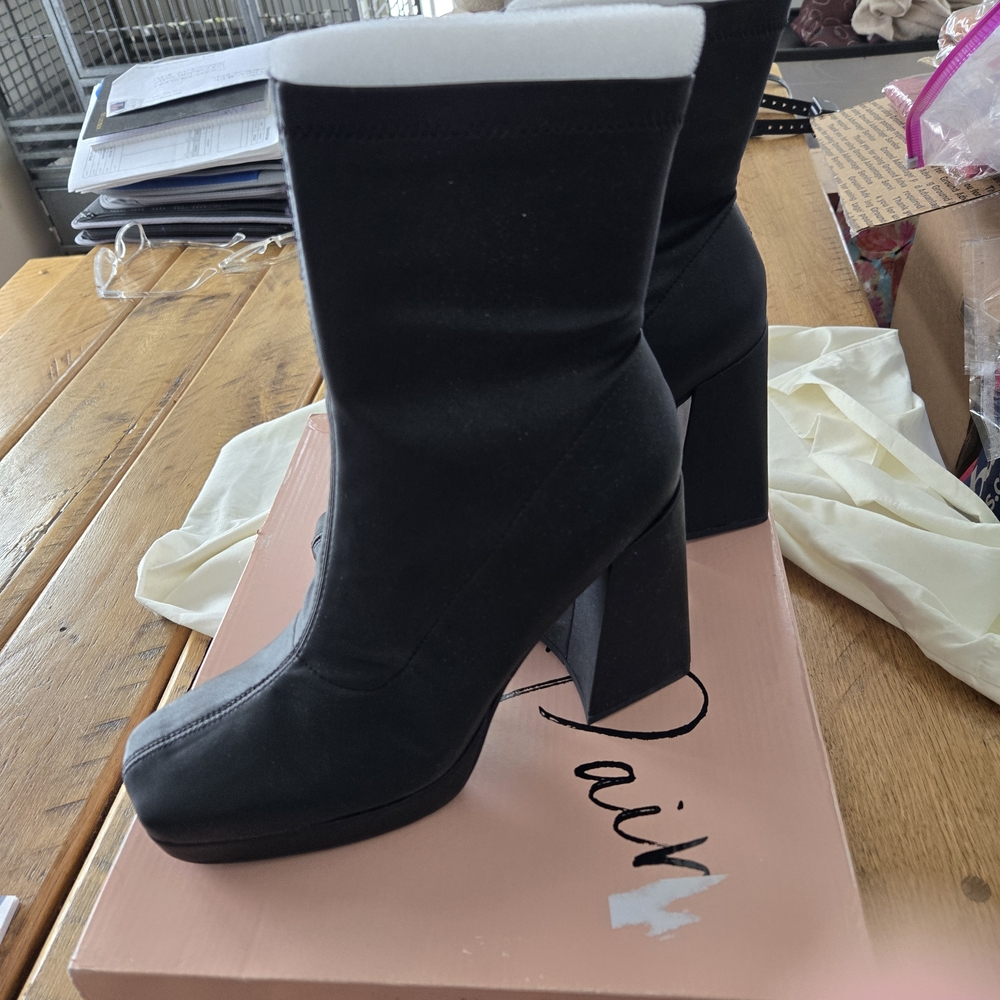 Wild Pair Black Heeled Boots - Picture 9 of 9